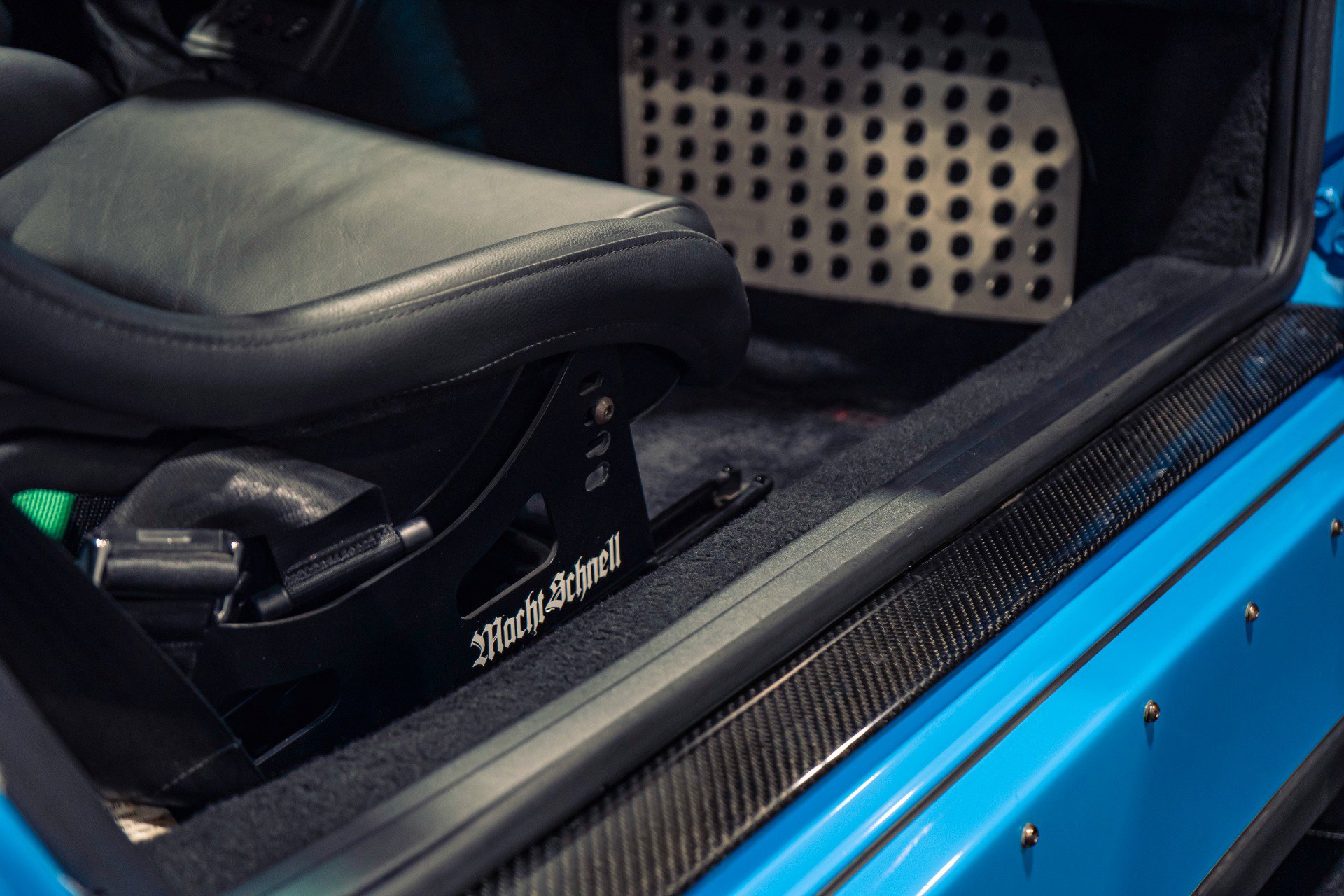 Used 1995 Porsche 911 GT3 RS image 14