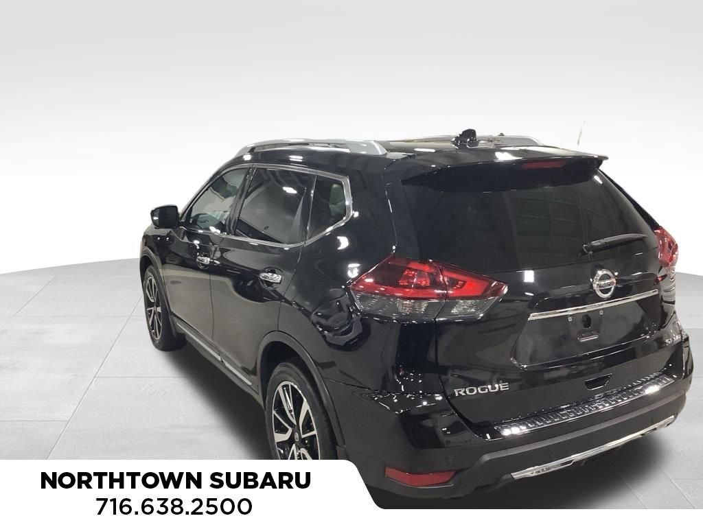 Used 2020 Nissan Rogue SL w/ Premium Package image 2