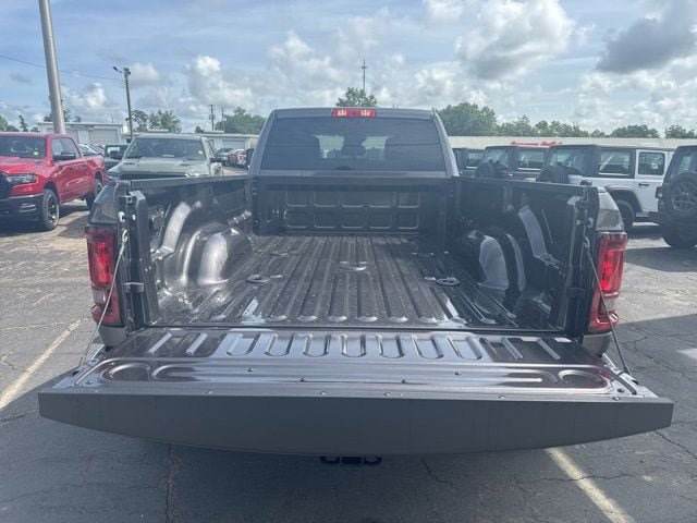 New 2026 RAM 3500 Tradesman w/ Chrome Appearance Group A AWD/4WD image 5