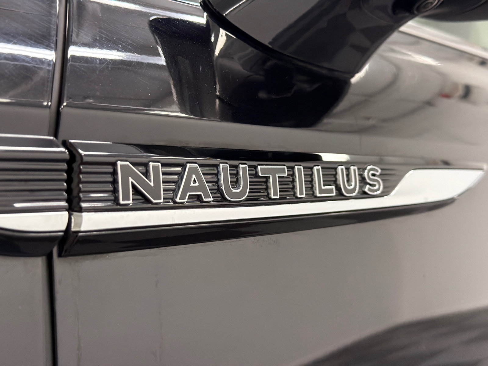 Certified 2023 Lincoln Nautilus Black Label w/ Class II Trailer Tow Package AWD/4WD image 16