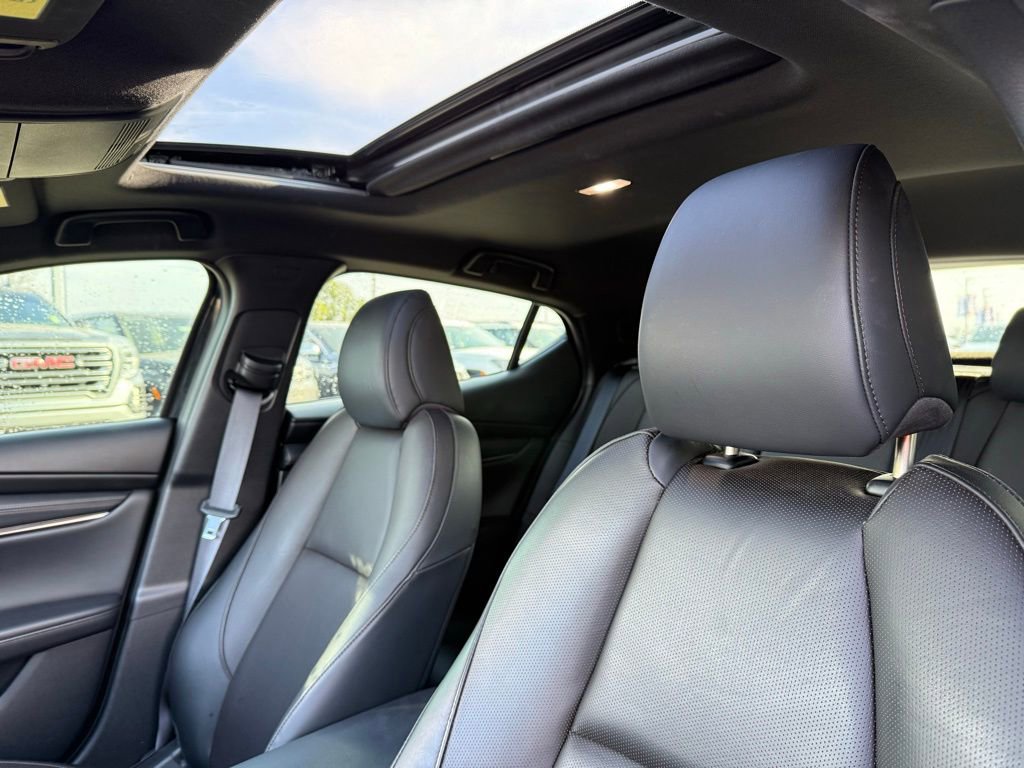 Used 2024 MAZDA MAZDA3 Hatchback w/Premium Plus Pkg image 22