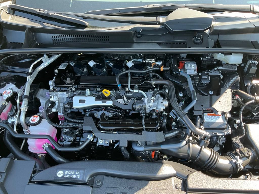 Used 2025 Toyota Prius LE FWD image 40