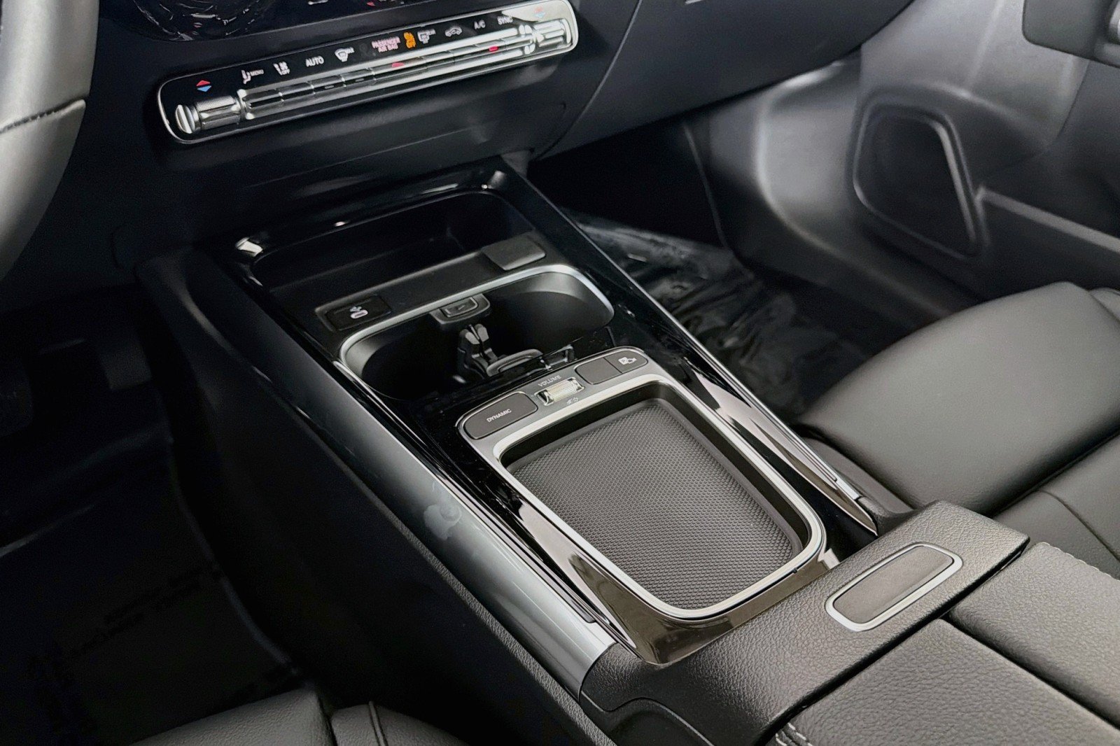 New 2026 Mercedes-Benz GLA 250 image 5