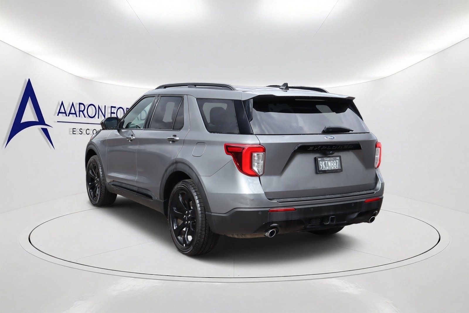 Used 2023 Ford Explorer ST-Line w/ Class IV Trailer Tow Package RWD image 7