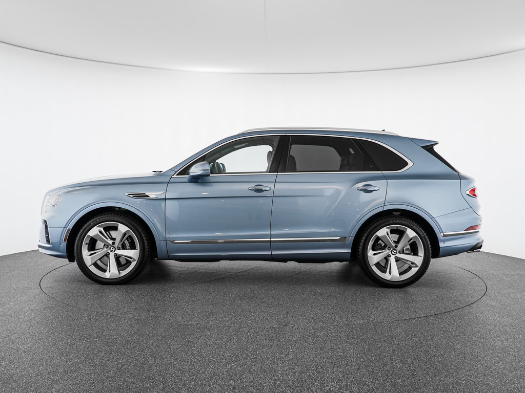Certified 2023 Bentley Bentayga AWD/4WD image 5