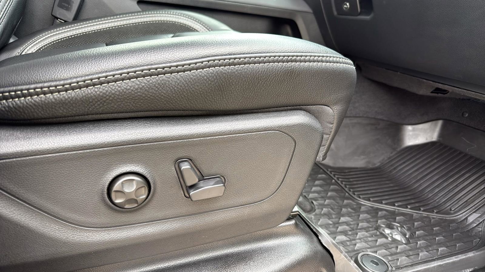 Used 2026 RAM 1500 RHO w/ Bed Utility Group image 25