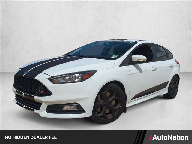 Used 2018 Ford Focus ST FWD image 1