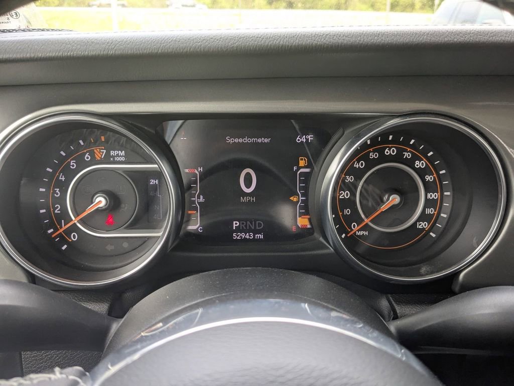 Used 2023 Jeep Gladiator Overland image 17