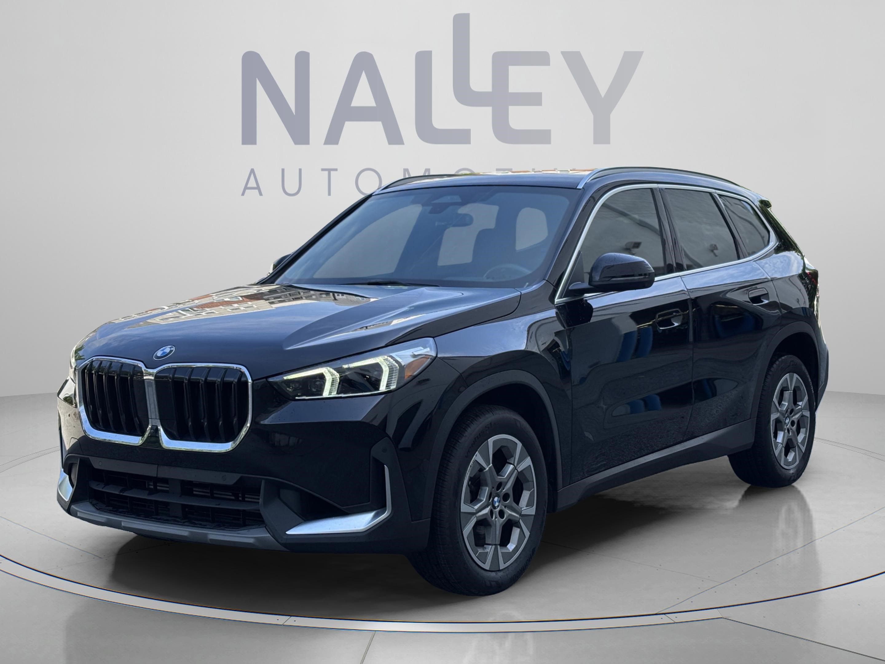 Used 2023 BMW X1 xDrive28i w/ Premium Package AWD/4WD image 9