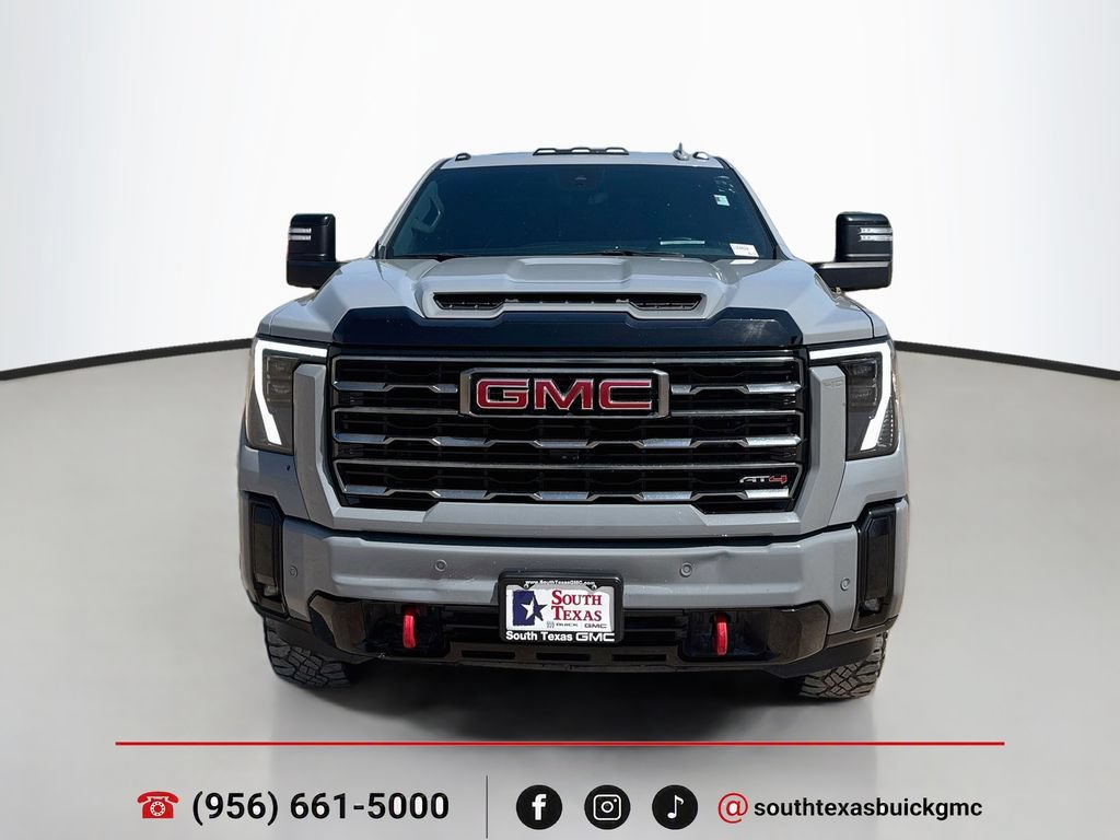Used 2025 GMC Sierra 2500 AT4 w/ AT4 Premium Plus Package AWD/4WD image 2