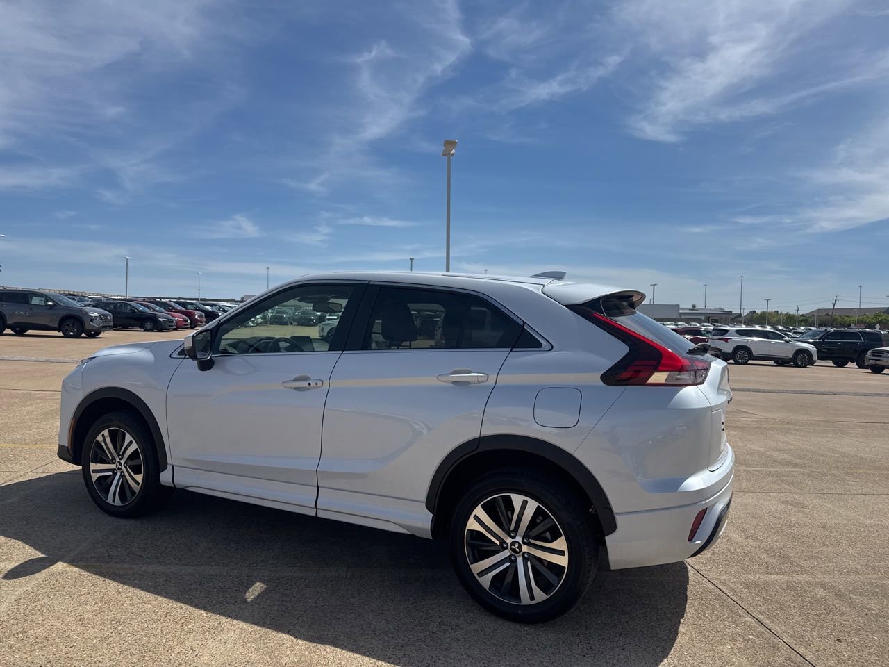 Used 2025 Mitsubishi Eclipse Cross SEL image 13