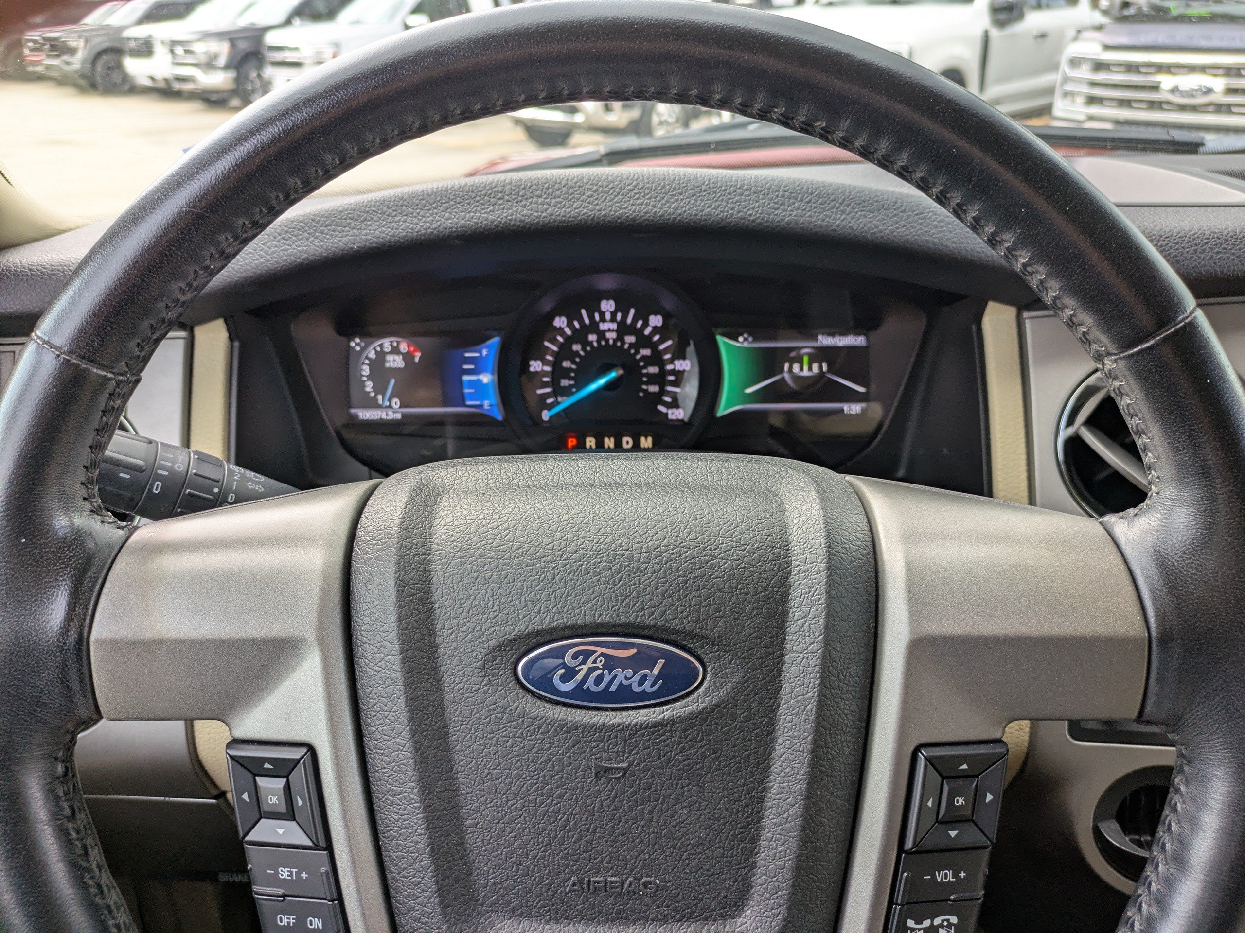 Used 2015 Ford Expedition Limited w/ Equipment Group 301A RWD image 31