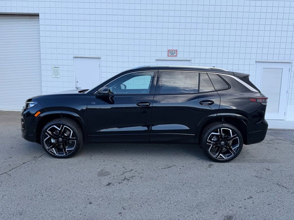 New 2026 Volkswagen Tiguan SEL R-Line AWD/4WD image 3