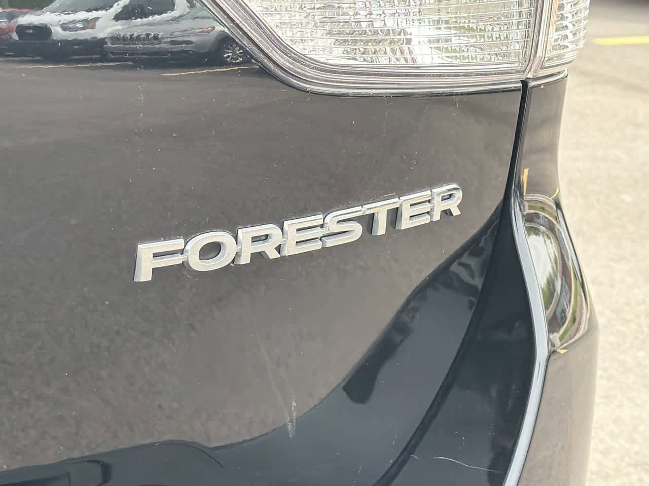 Certified 2023 Subaru Forester Premium AWD/4WD image 18