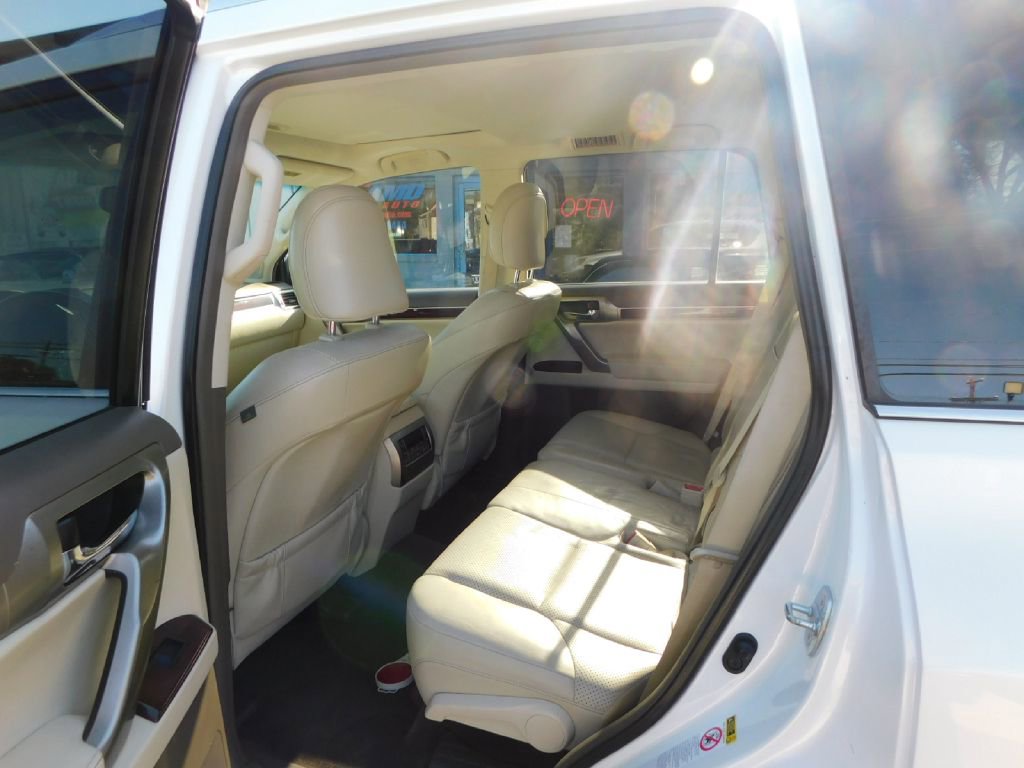 Used 2012 Lexus GX 460 460 image 26