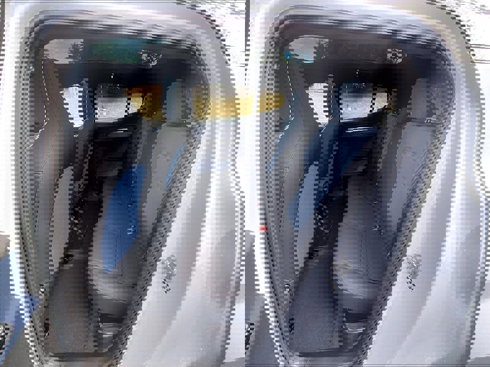 New 2026 Volvo EX30 Plus w/ Climate Package AWD/4WD image 12