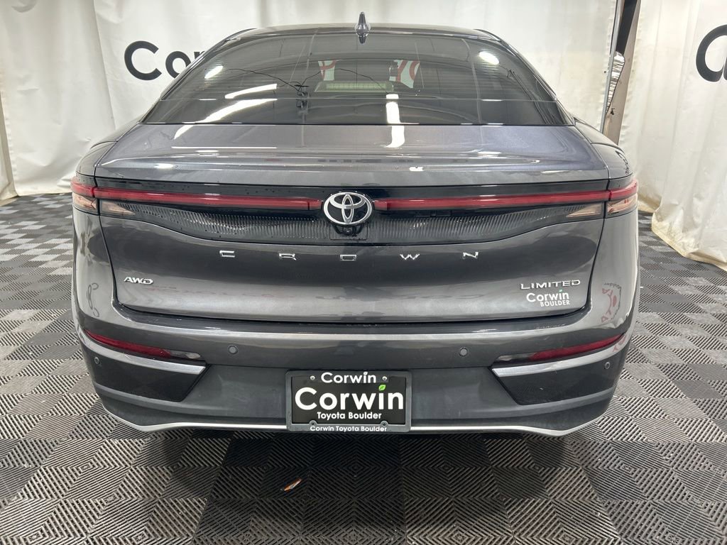 Used 2023 Toyota Crown Limited AWD/4WD image 7