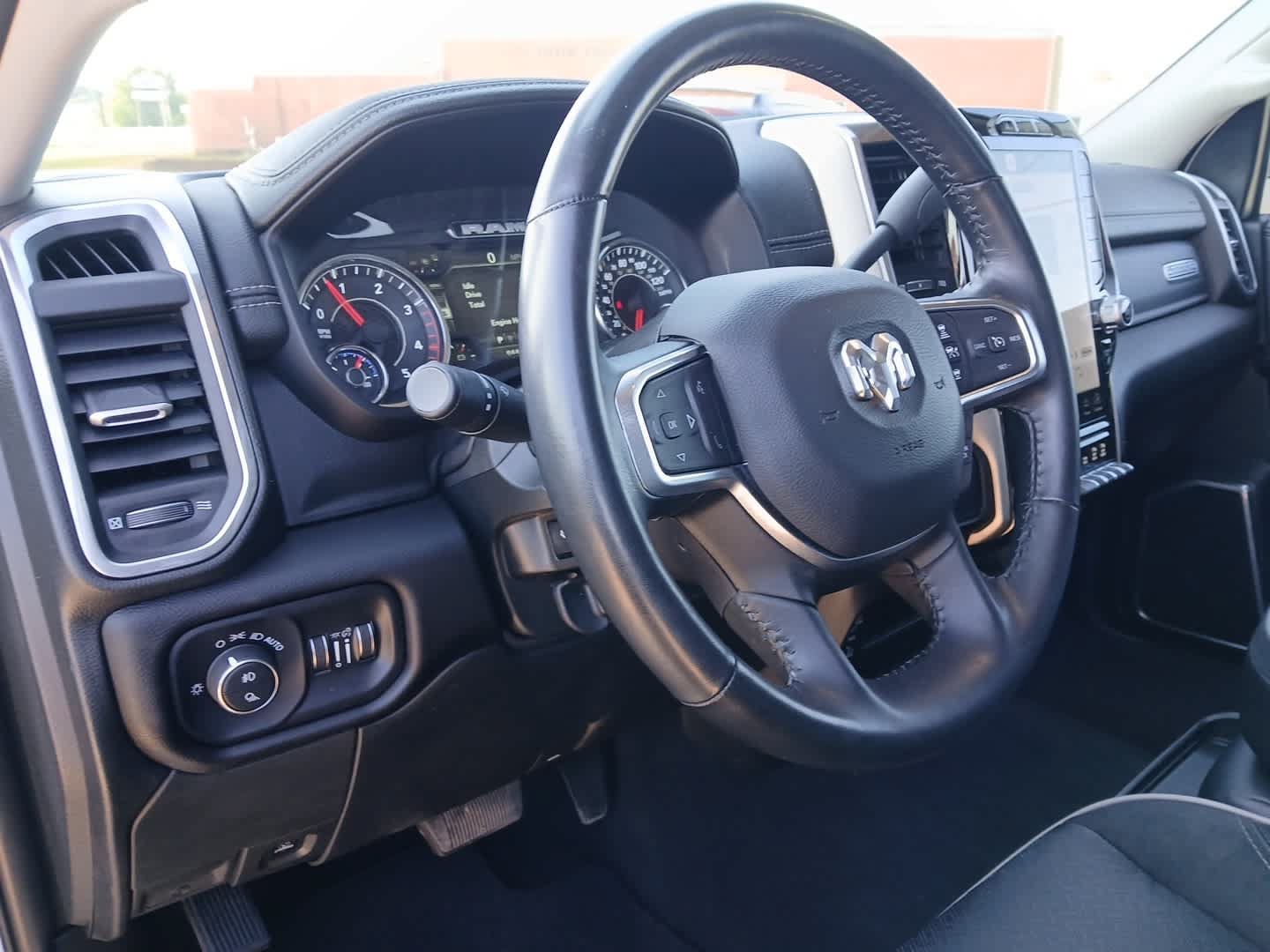 Used 2024 RAM 2500 Laramie w/ Safety Group AWD/4WD image 21