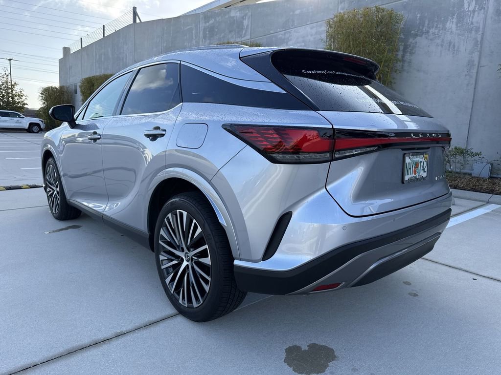 Used 2025 Lexus RX 350 Premium Plus w/ Accessory Package (Z1) image 10