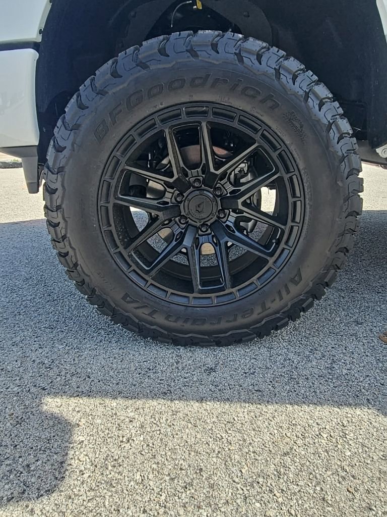 Used 2025 Ford F150 XLT w/ Equipment Group 301A Standard AWD/4WD image 10