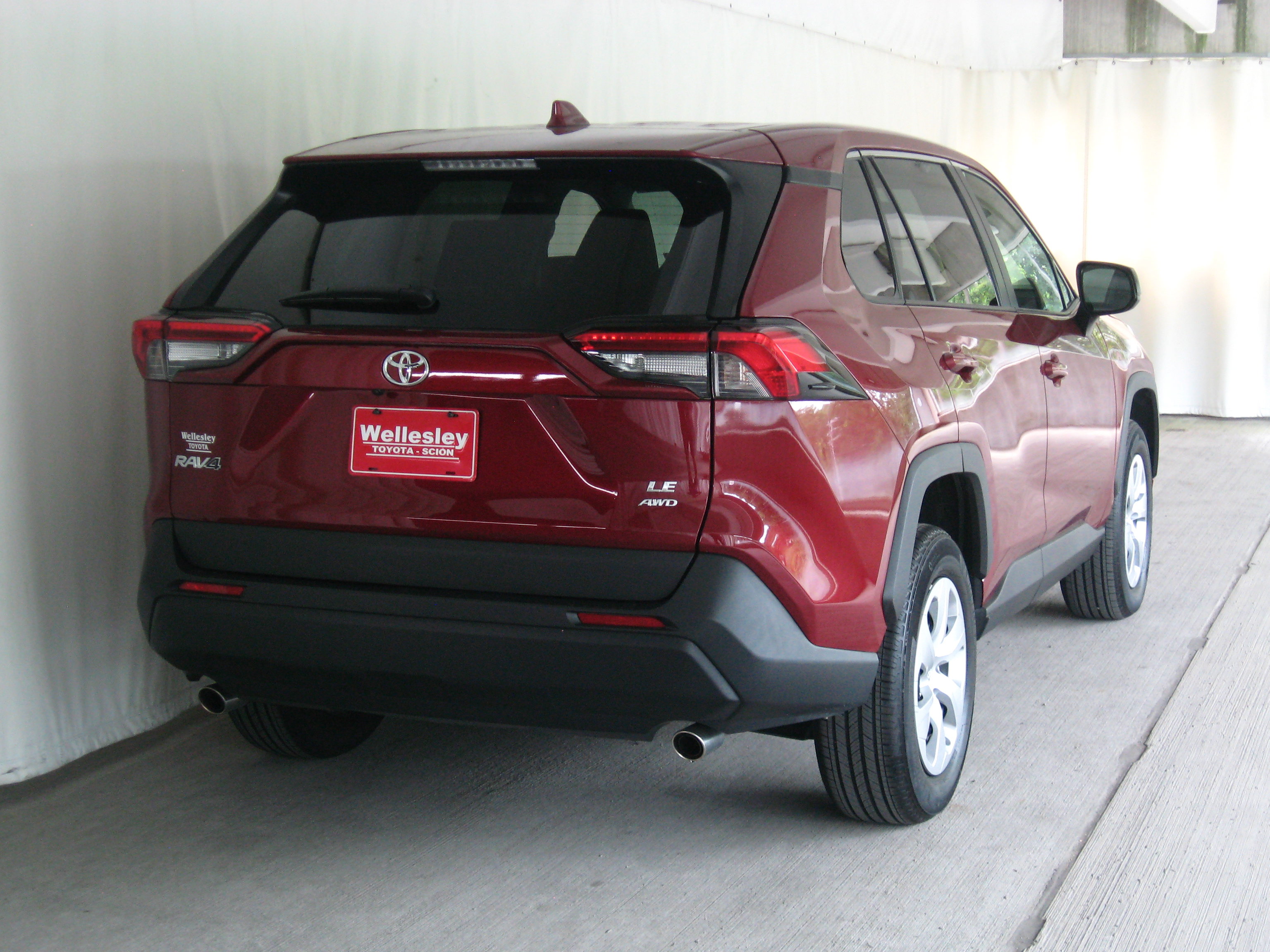 Used 2023 Toyota RAV4 LE image 6