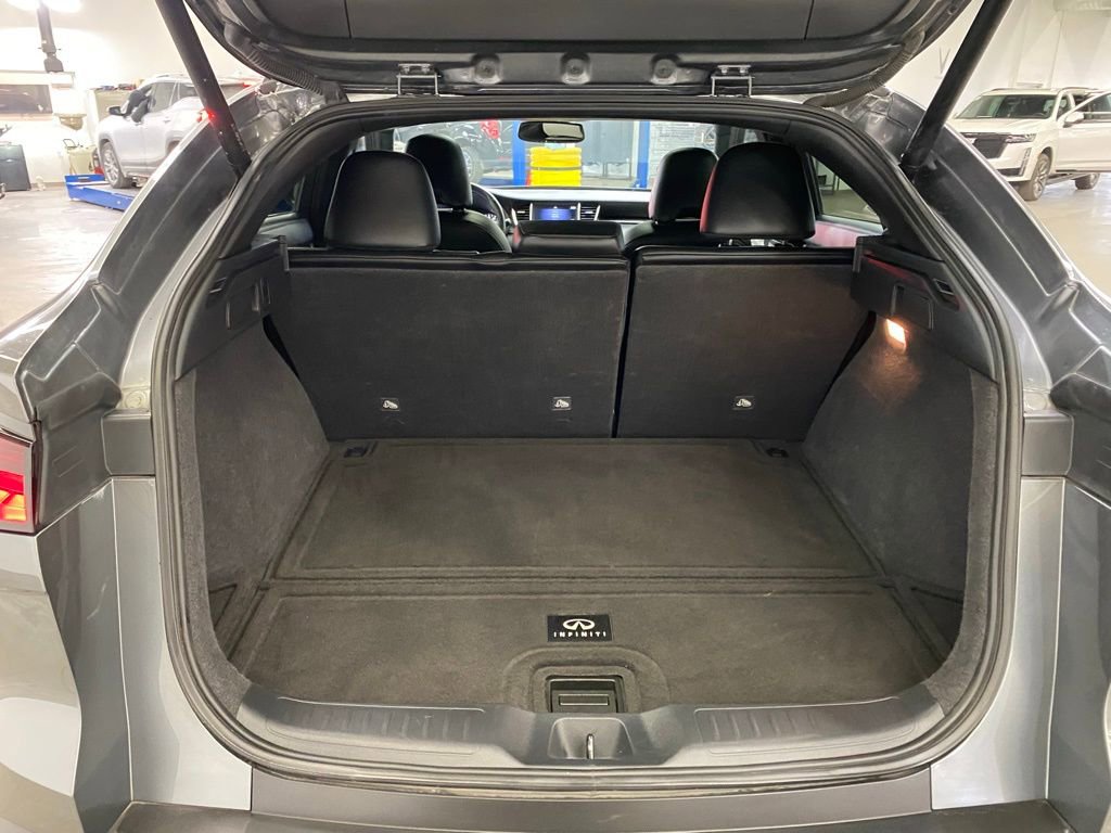 Used 2023 INFINITI QX55 Luxe w/ Cargo Package image 6