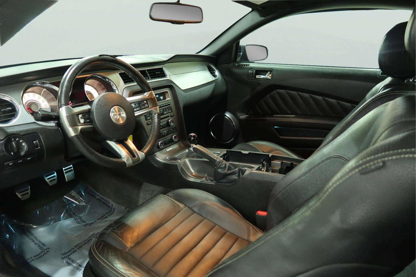 Used 2012 Ford Mustang GT Premium w/ Brembo Brake Pkg RWD image 23