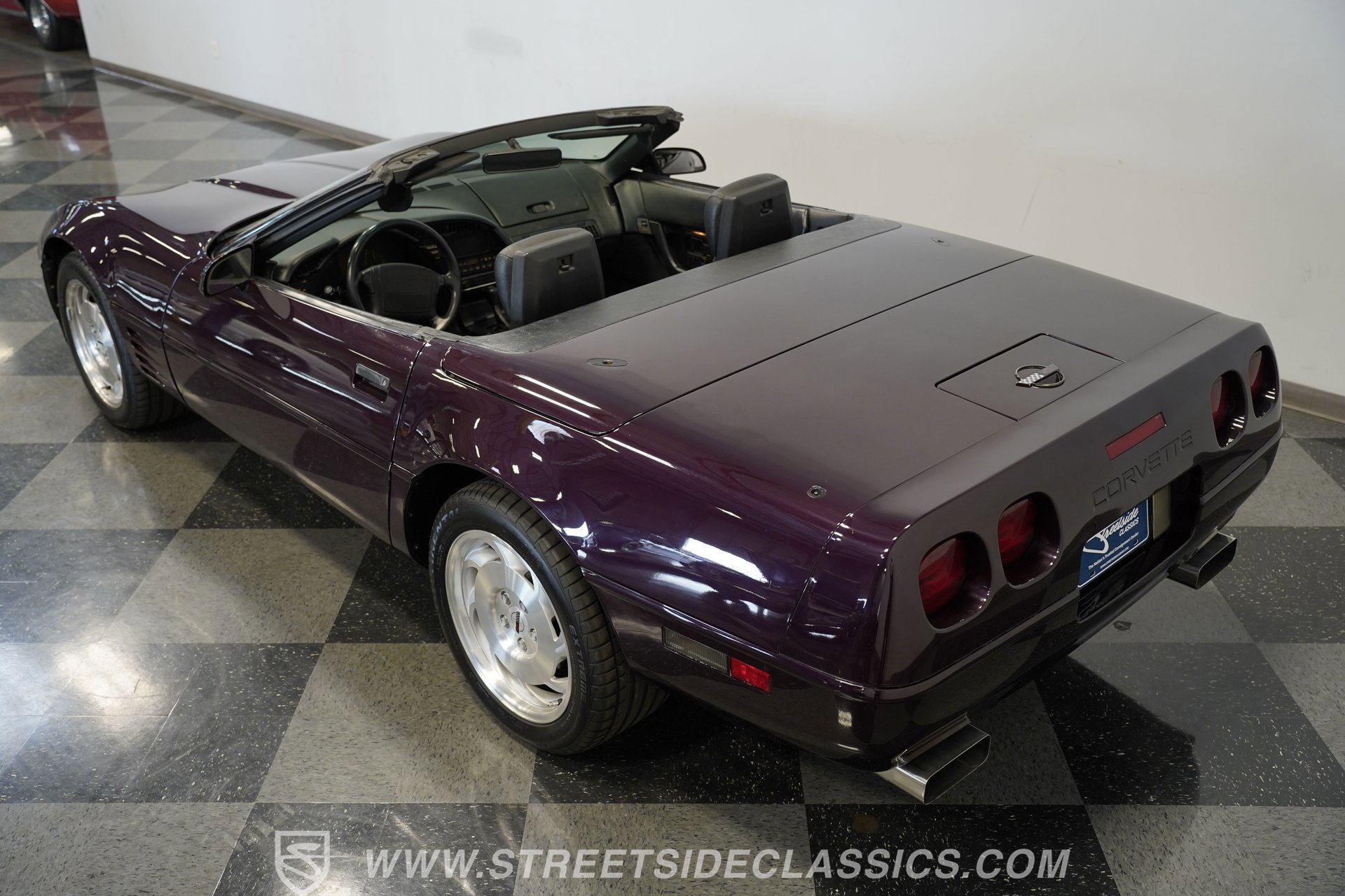 Used 1993 Chevrolet Corvette Convertible image 32