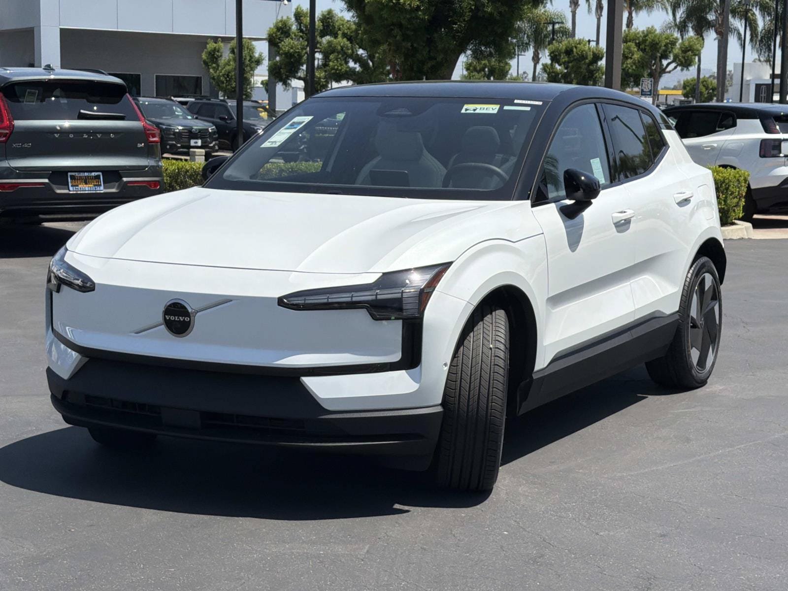 New 2026 Volvo EX30 Ultra AWD/4WD image 3