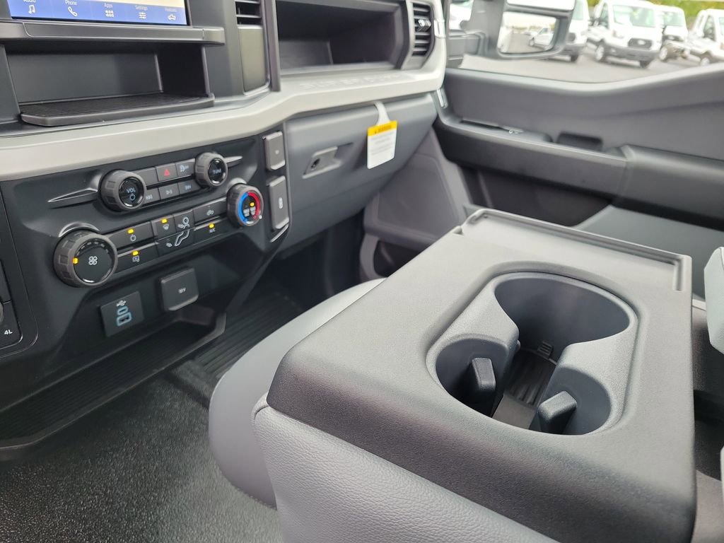 New 2026 Ford F250 XL w/ FX4 Off-Road Package AWD/4WD image 28