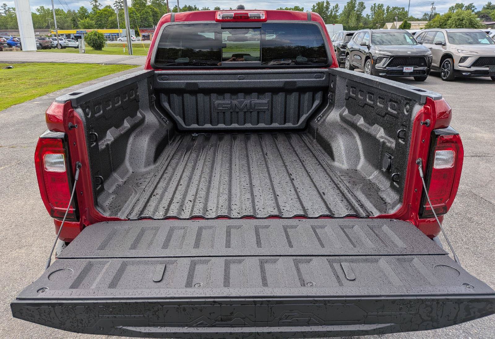 New 2026 GMC Canyon AT4 w/ Technology Plus Package AWD/4WD image 10
