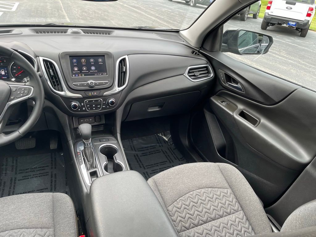 Used 2023 Chevrolet Equinox LT image 12