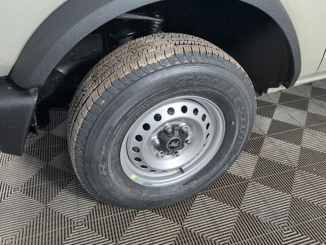 New 2025 Ford Bronco 4-Door image 8