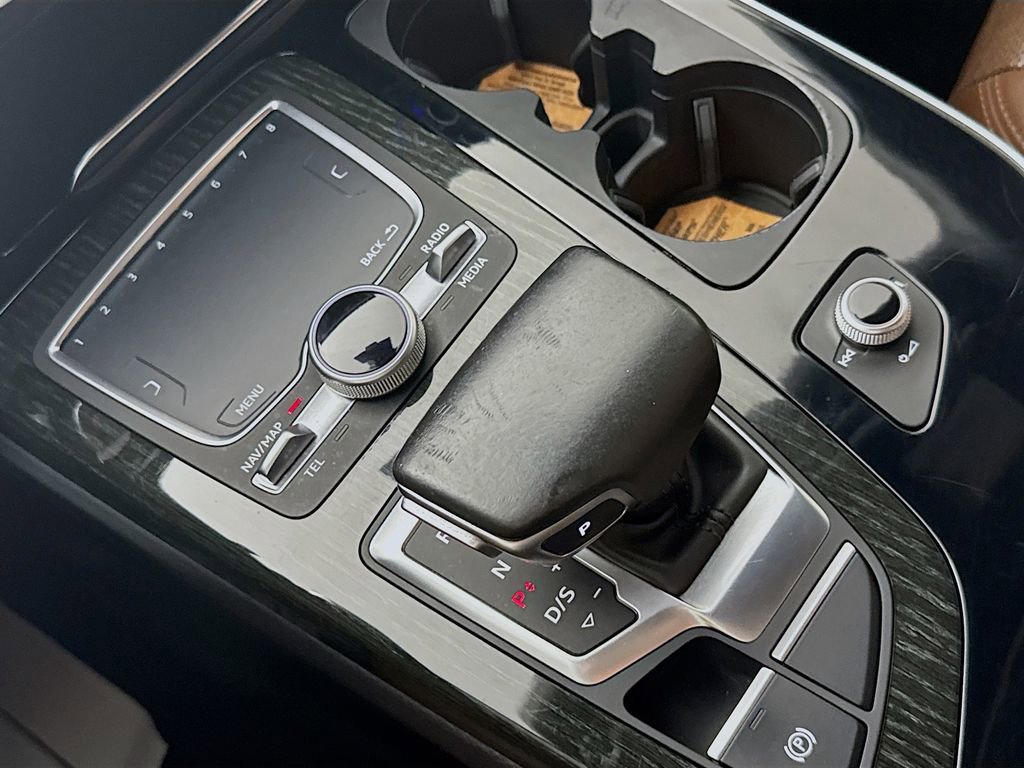 Used 2017 Audi Q7 3.0T Premium Plus w/ Premium Plus Package image 21