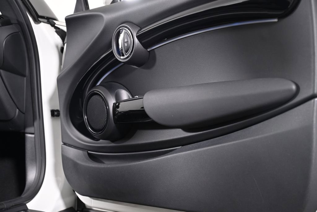 Used 2023 MINI Cooper Convertible image 36