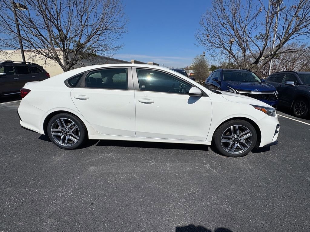 Certified 2019 Kia Forte S image 2