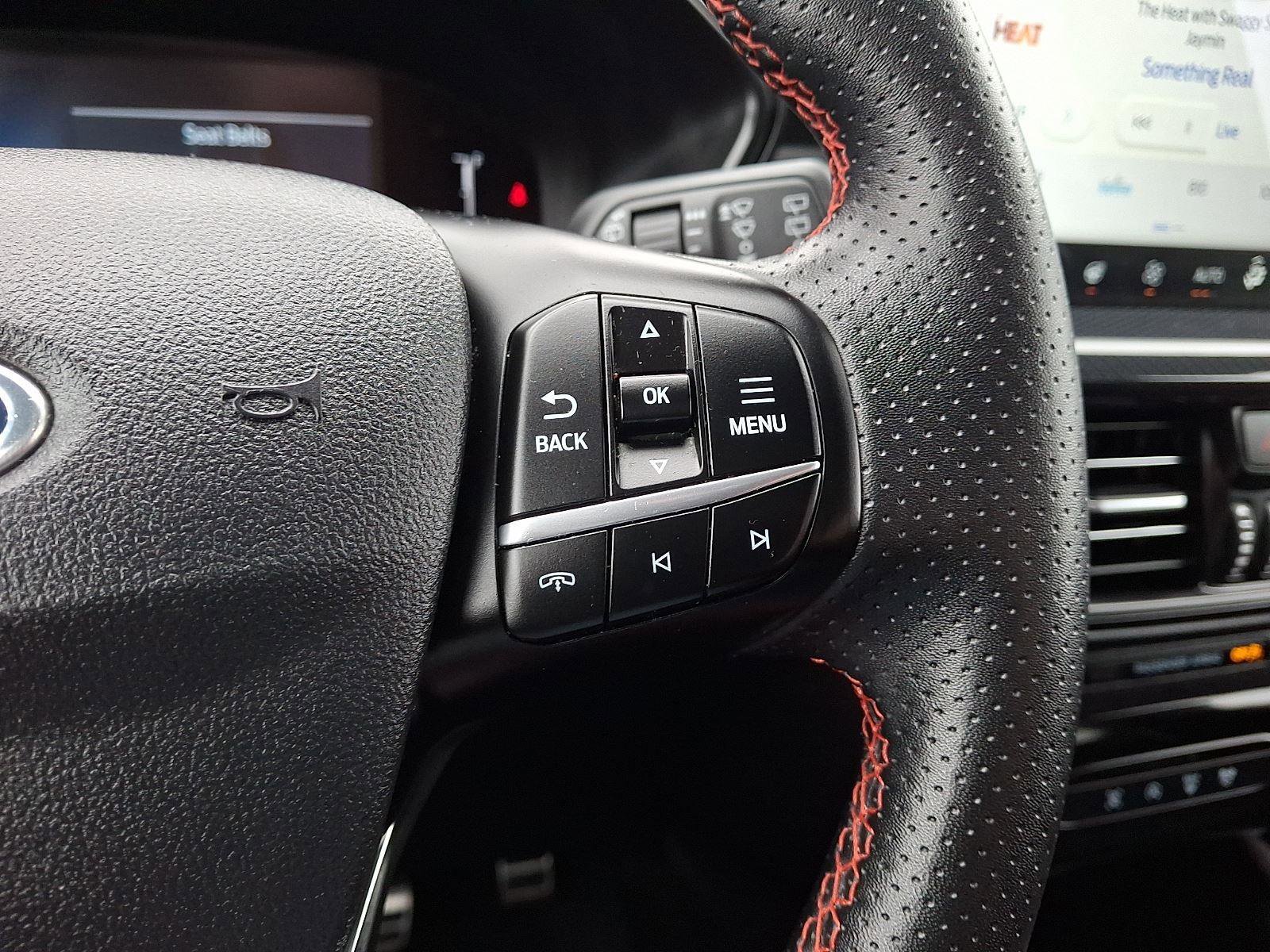 Certified 2023 Ford Escape ST-Line Select w/ Tech Pack #1 image 21