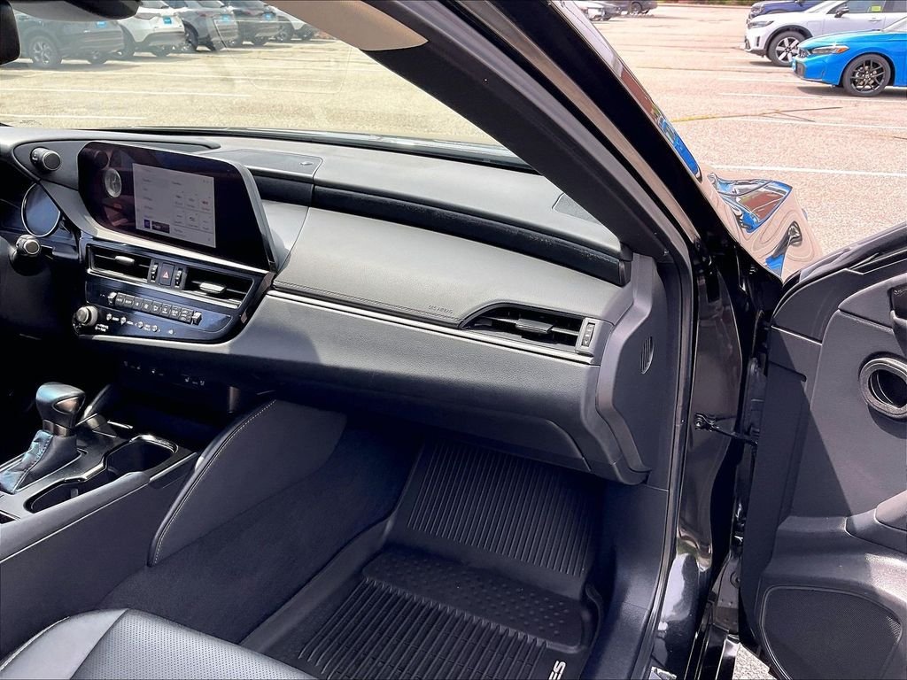 Used 2024 Lexus ES 350 w/ Premium Package FWD image 12