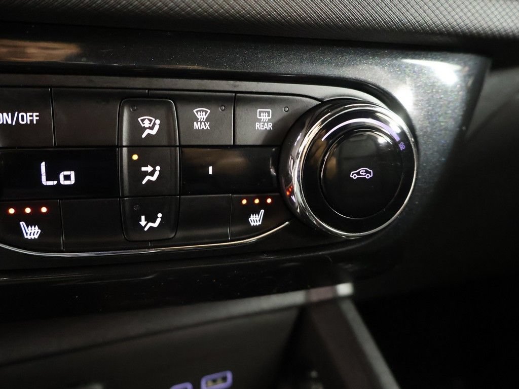 Used 2024 Chevrolet TrailBlazer ACTIV w/ Convenience Package AWD/4WD image 48