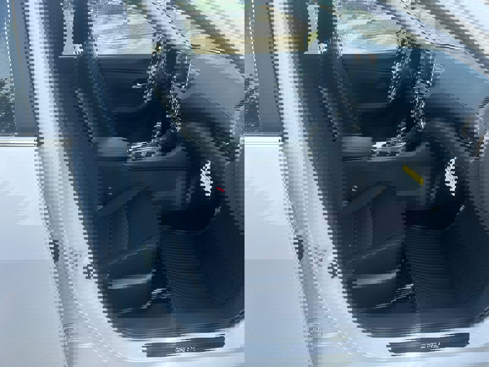 New 2025 Nissan Sentra SV image 13