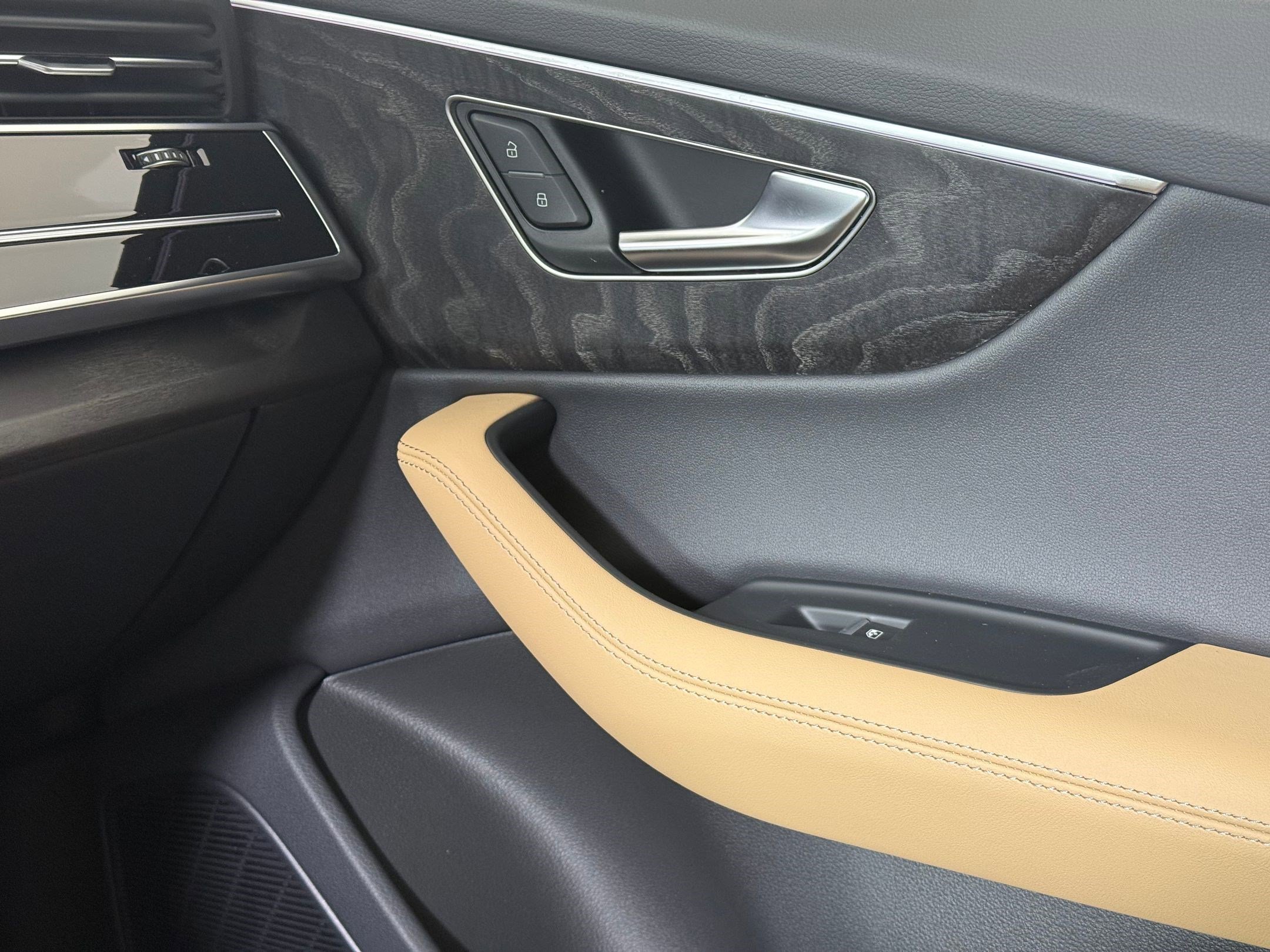 New 2026 Audi Q7 Premium Plus image 25