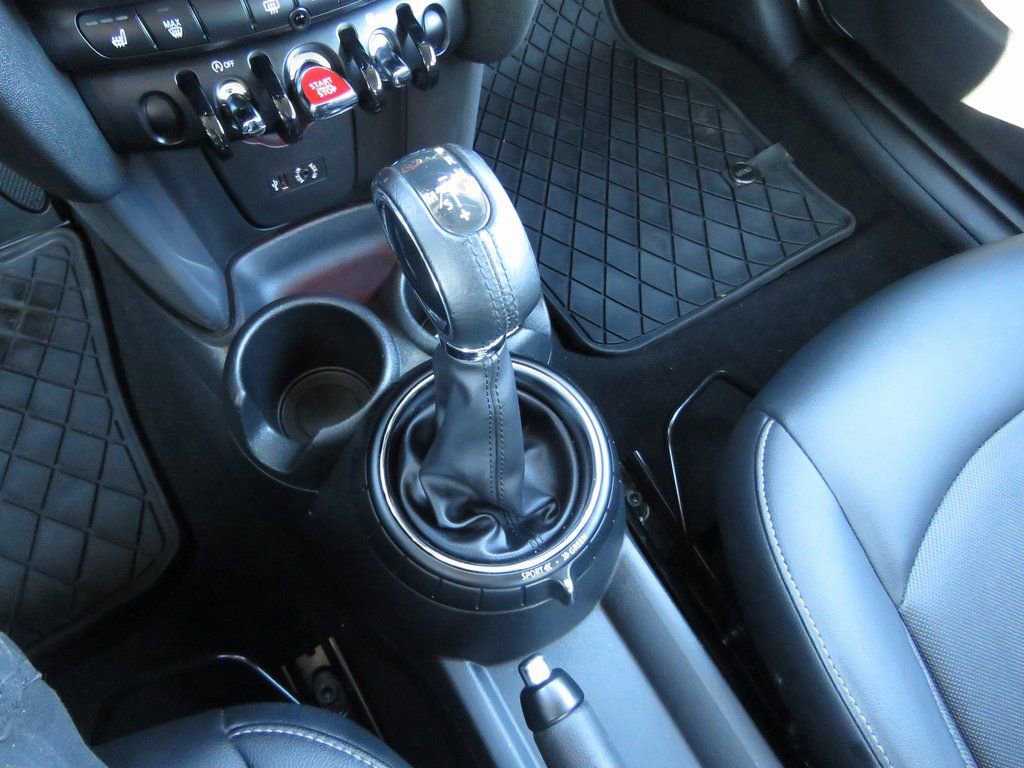 Used 2015 MINI Cooper 2-Door Hardtop image 21