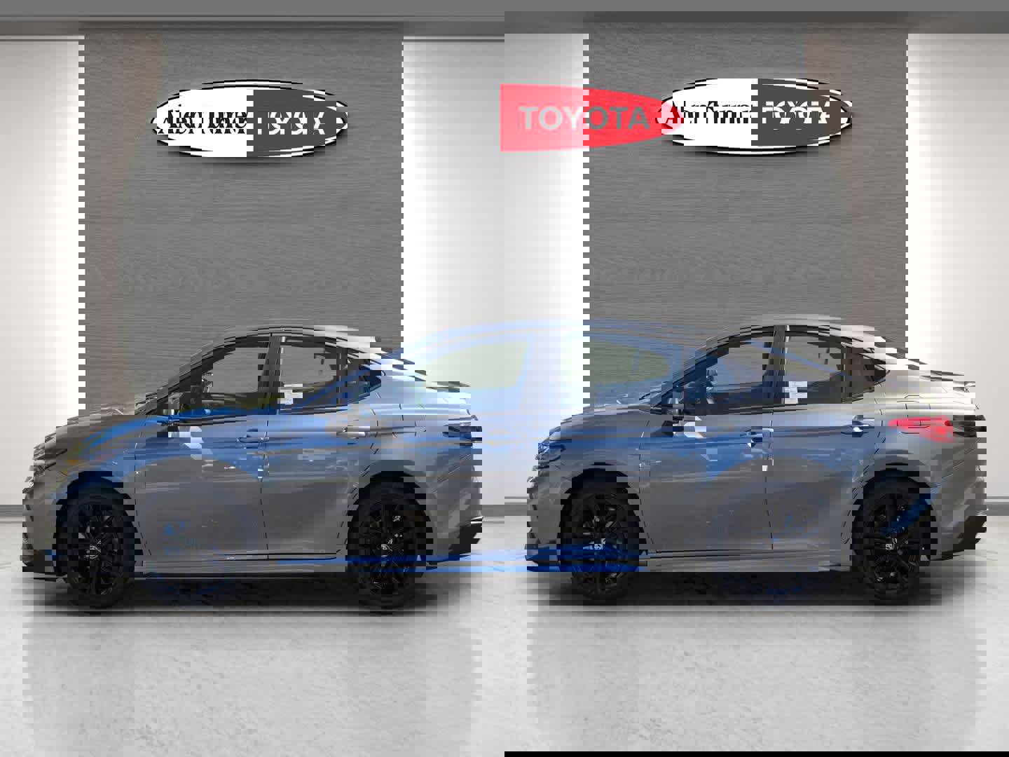 Used 2026 Toyota Camry SE w/ Convenience Package image 9