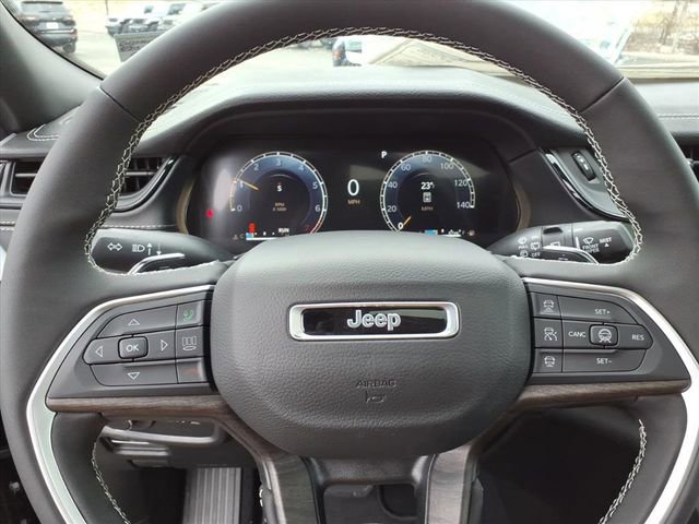 New 2026 Jeep Grand Cherokee Altitude image 18