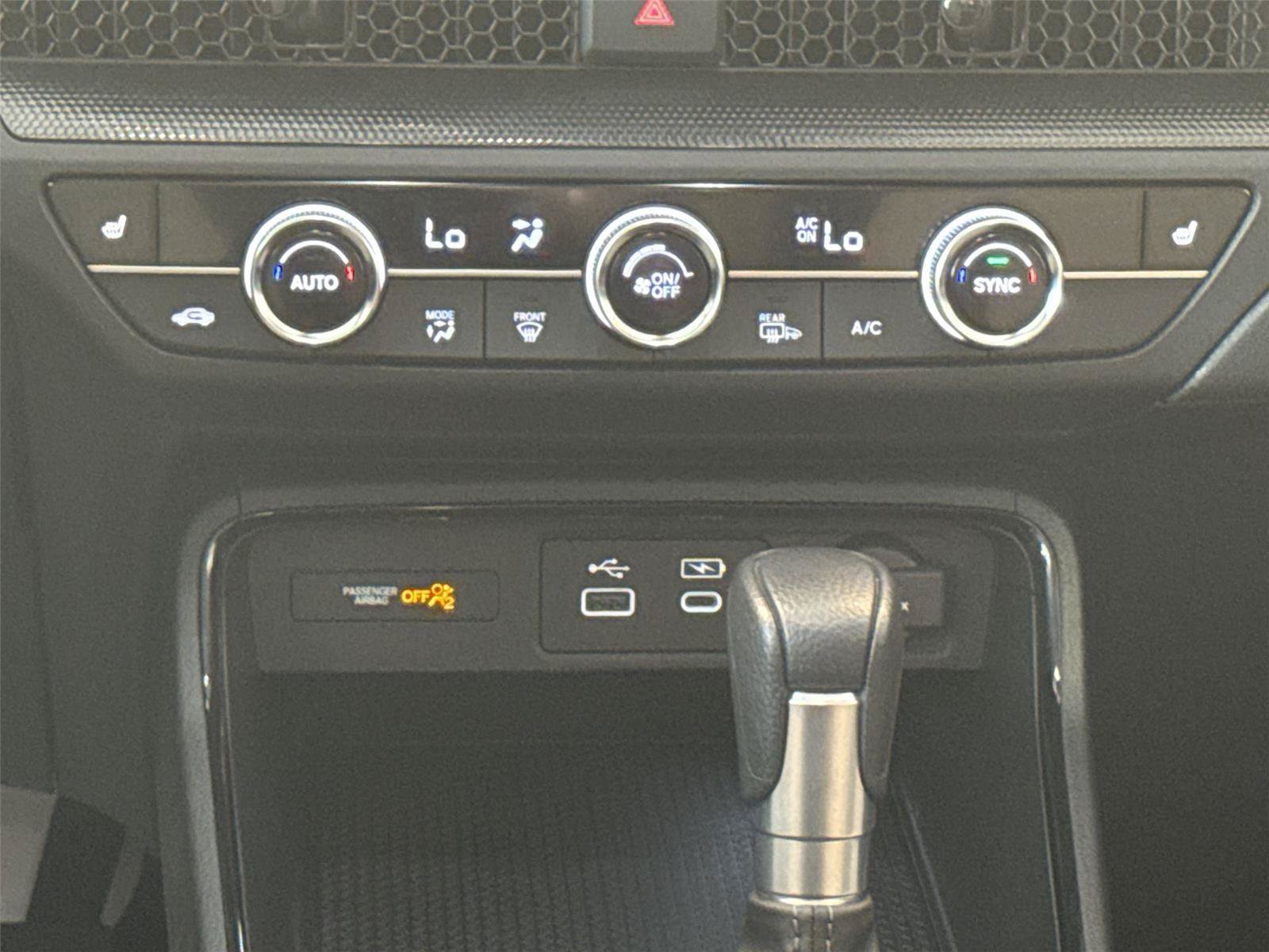 Used 2025 Honda CR-V EX image 17