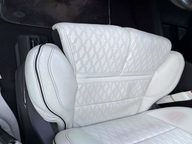 Used 2020 Lincoln Navigator Black Label w/ Cargo Convenience Package AWD/4WD image 13