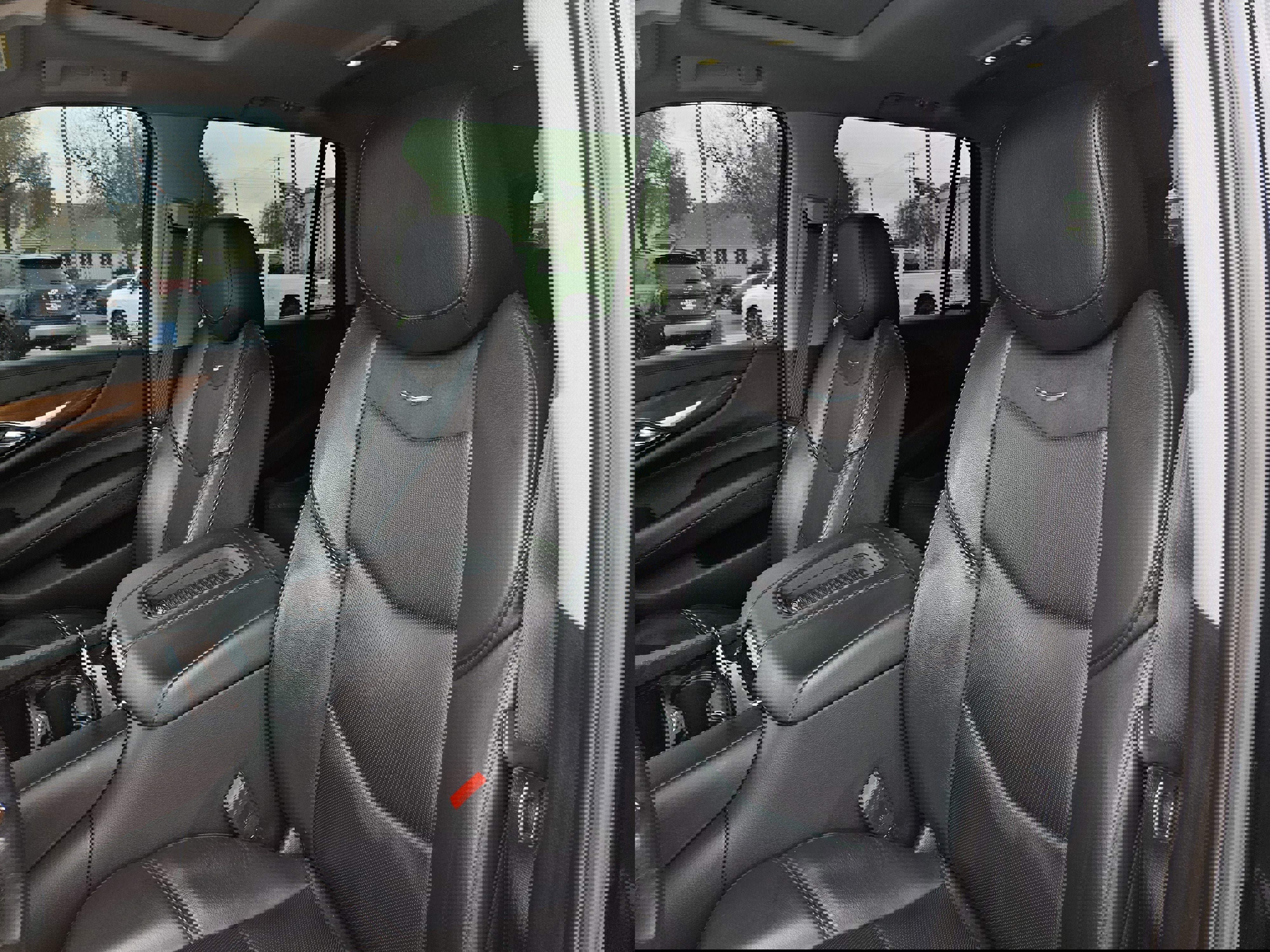 Used 2020 Cadillac Escalade Luxury image 12