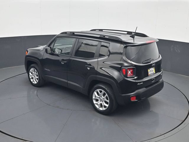 Used 2018 Jeep Renegade Latitude w/ Cold Weather Group AWD/4WD image 19