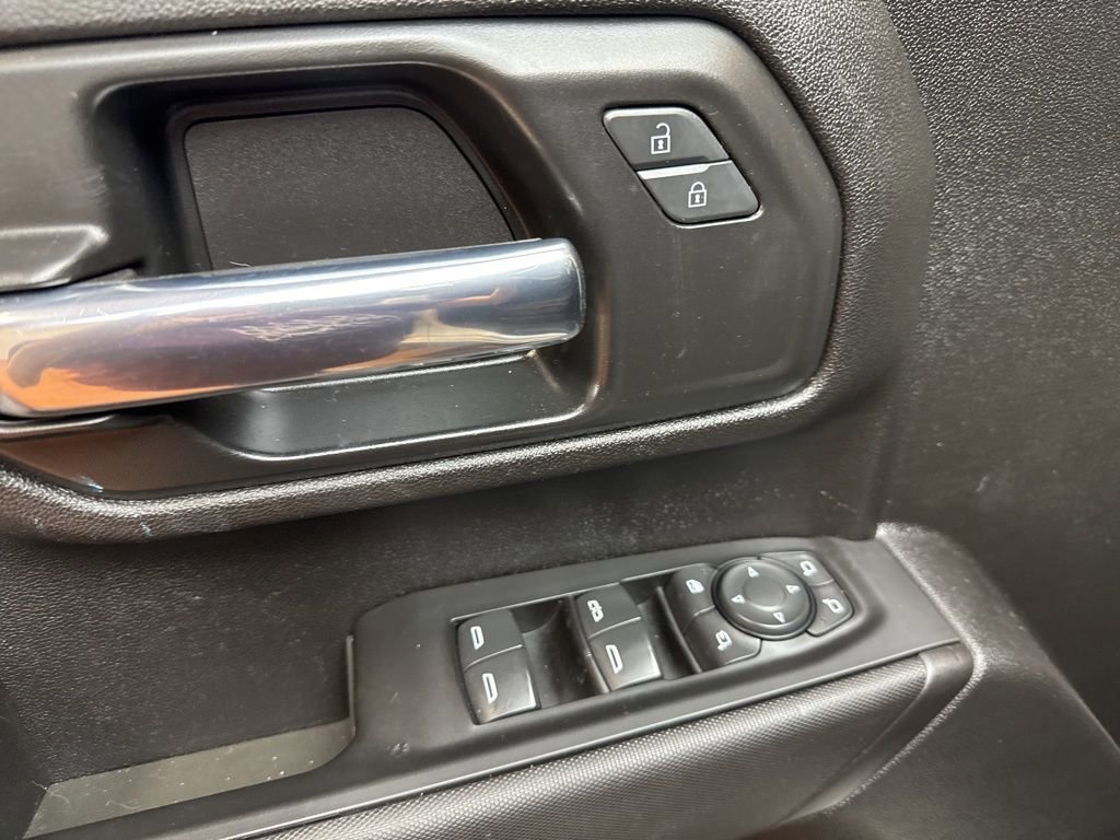 Used 2024 Chevrolet Silverado 2500 Custom w/ Custom Value Package image 26