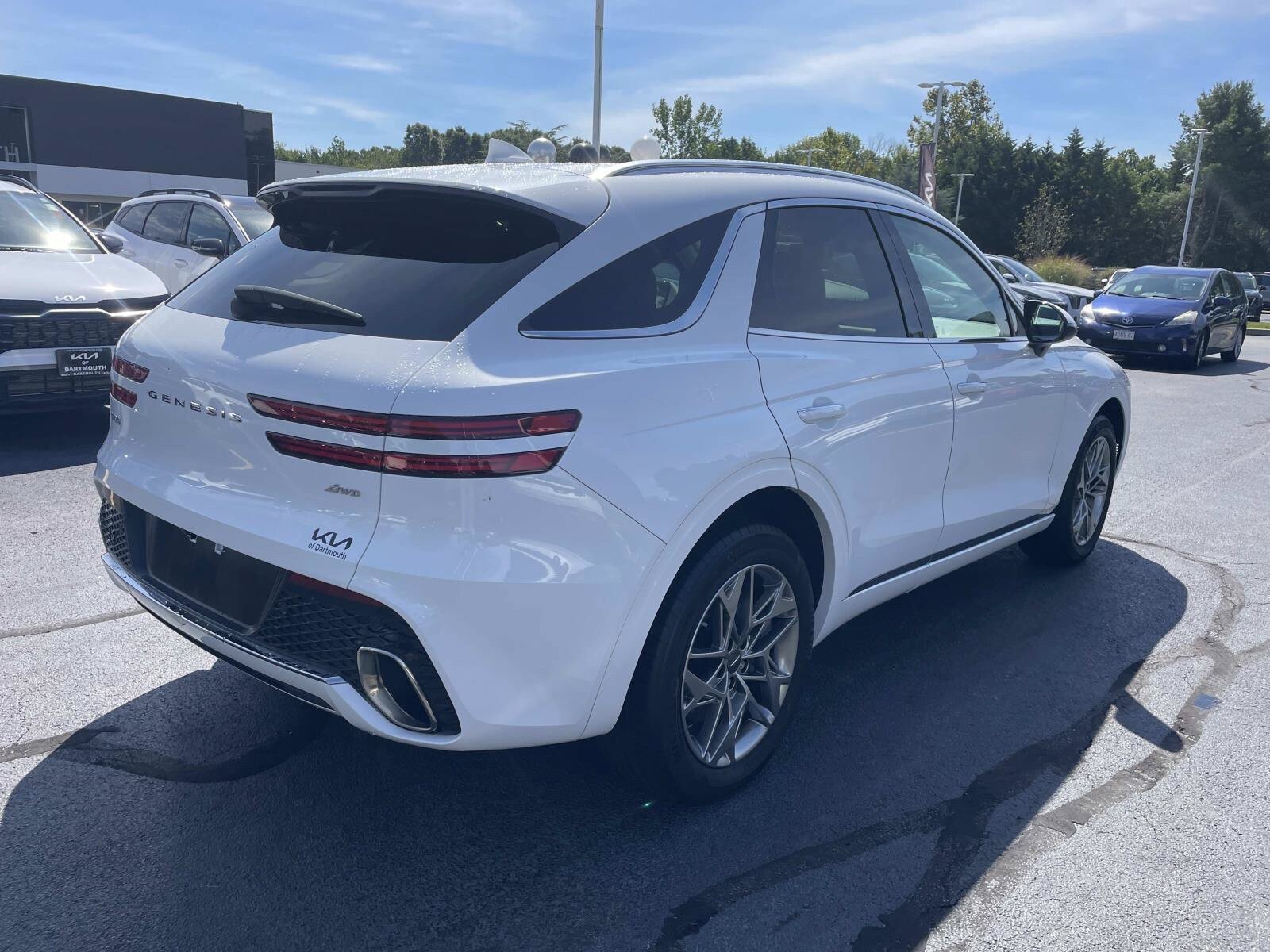 Used 2024 Genesis GV70 2.5T AWD/4WD image 9